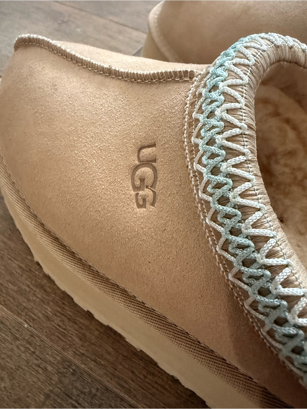 UGG Cream Shearling Lined Slip-On - Picture 3 of 6